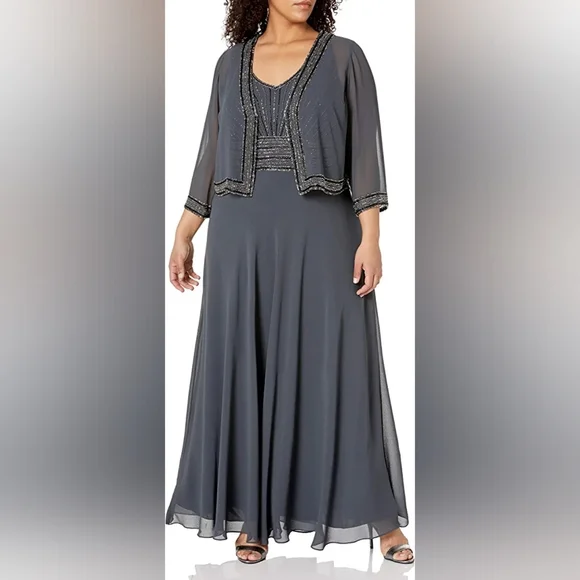 chinese dress ladies Amazon.com: J Kara Women's Long Sleeve Sweetheart Neckline Beaded Long Dress,  Dusty Blue Multi, 14 : Clothing, Shoes & Jewelry main image 0